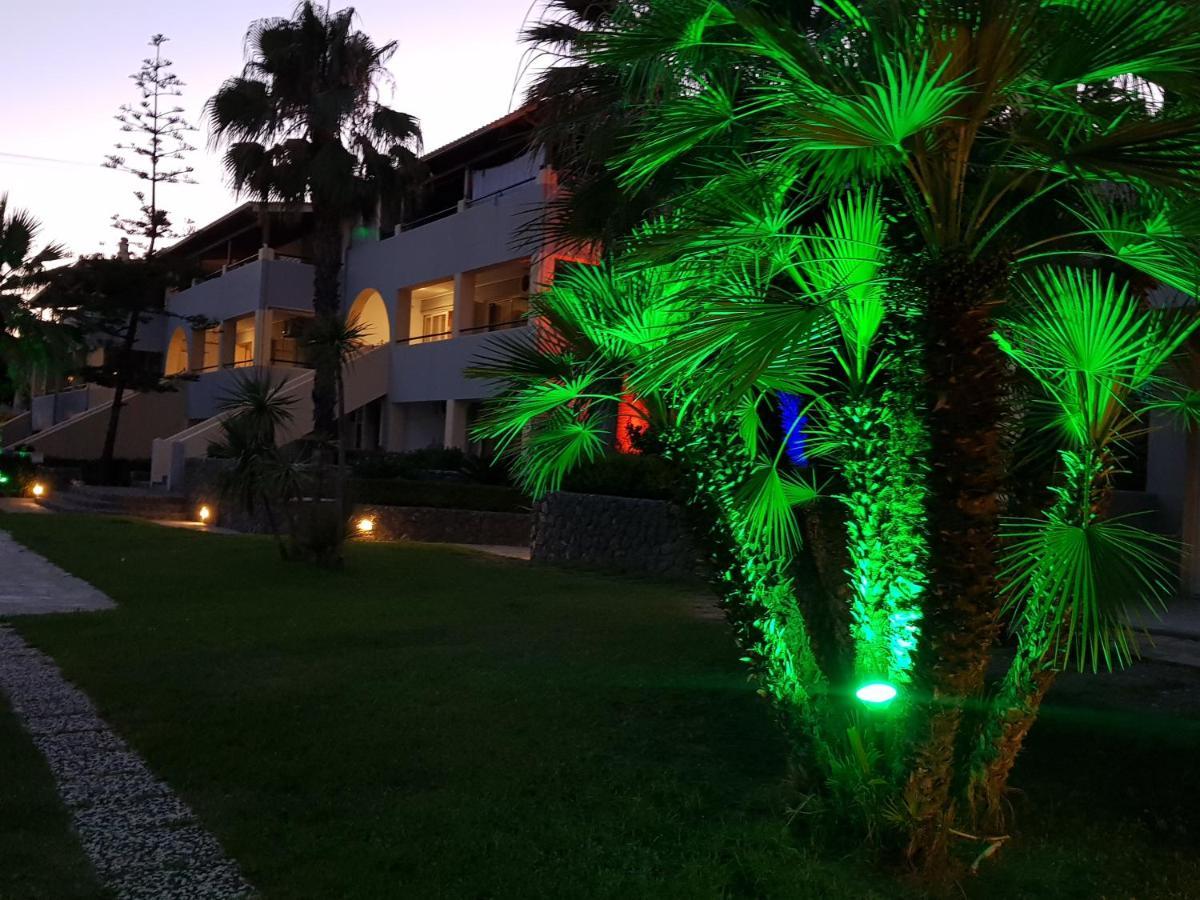Asteraki Aparthotel Guviá Kültér fotó
