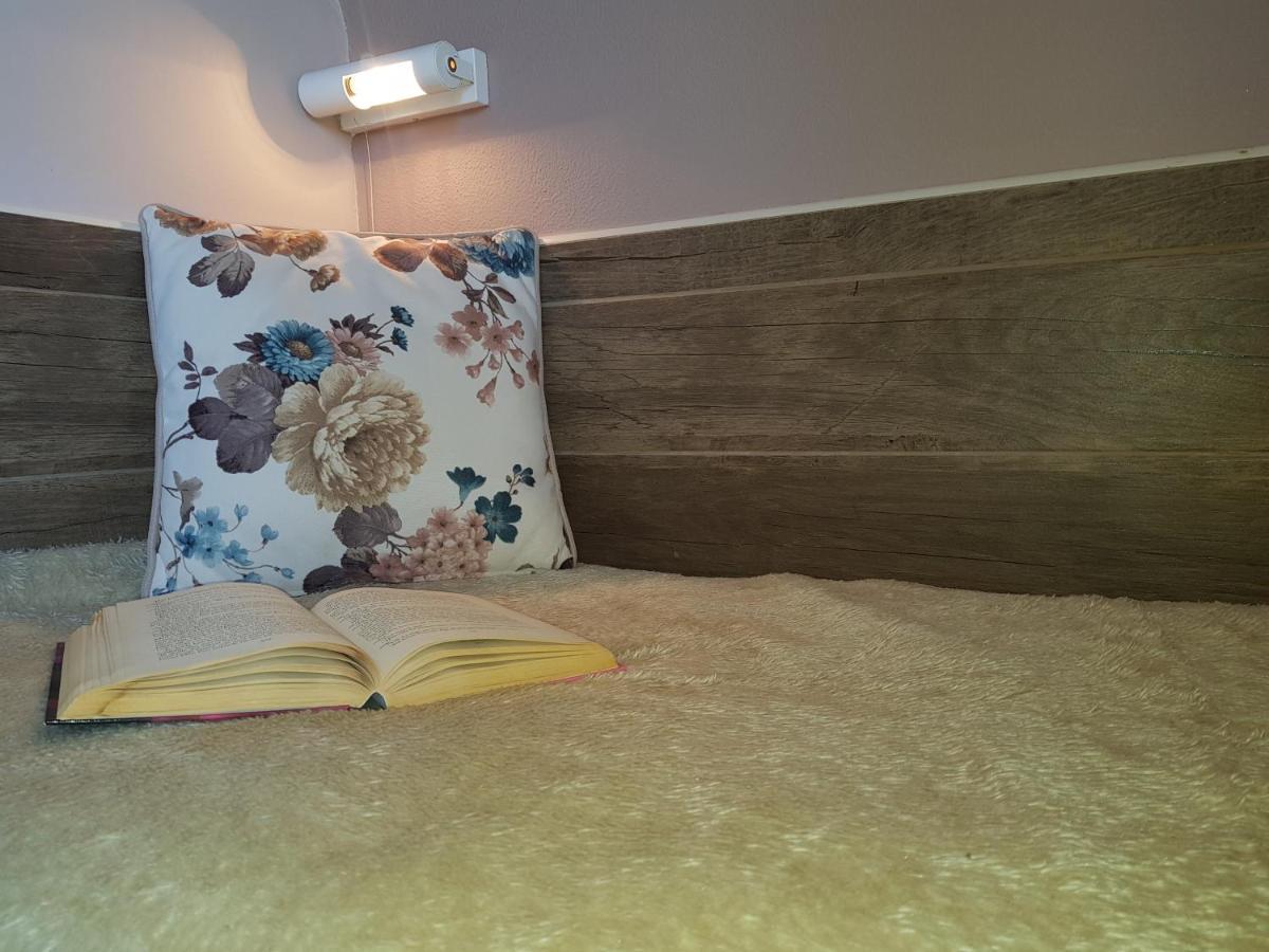 Asteraki Aparthotel Guviá Kültér fotó